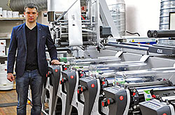 � ����� ��������� ������ � ������ ������������ Omet iFlex 370 